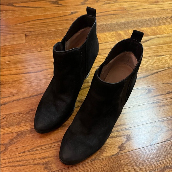 Michael Kors Black western heeled boot bootie black suede size 9 gently used - Picture 6 of 7